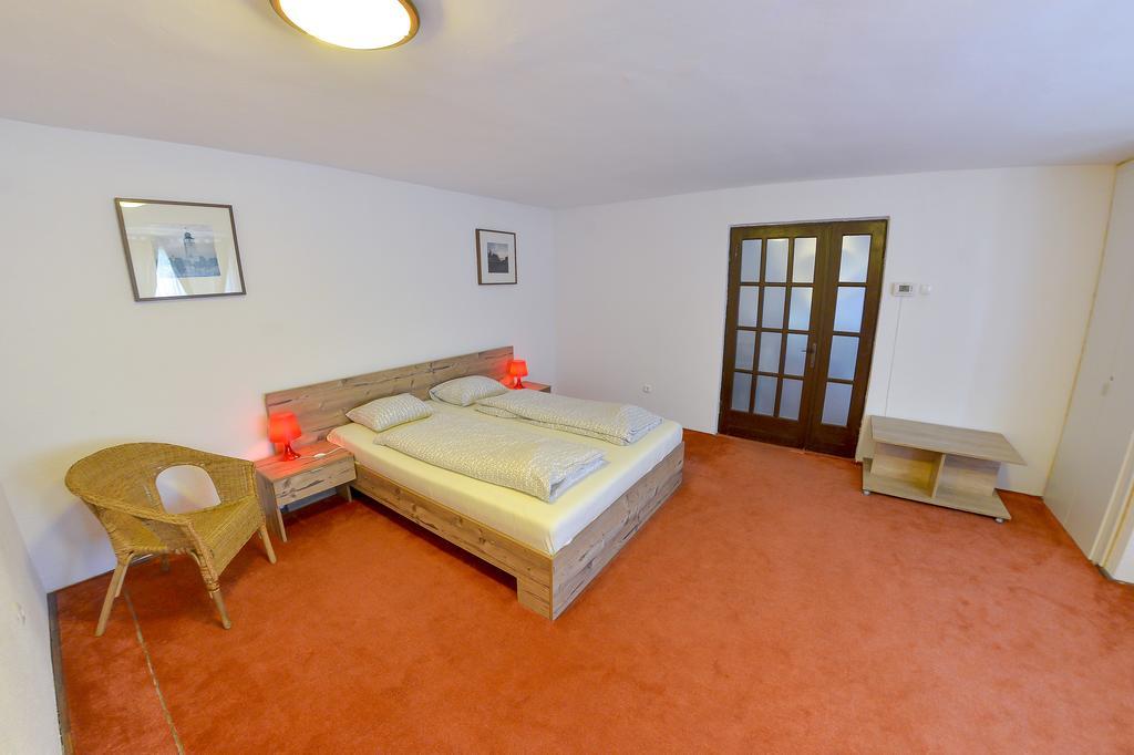 Apartment Gabriel Sibiu Ngoại thất bức ảnh